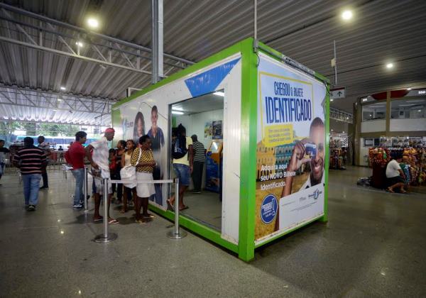 distribuição do bilhete avulso na Estação Pirajá_Foto_Jefferson Peixoto_Secom_Pms